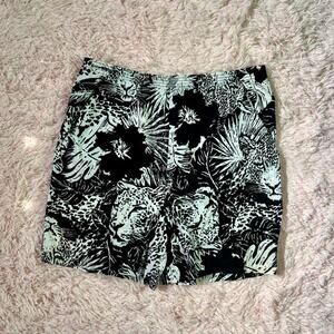 Vintage Random 80s Monochrome Eclectic Maximalist Jungle Leopard Pocket‎ Shorts